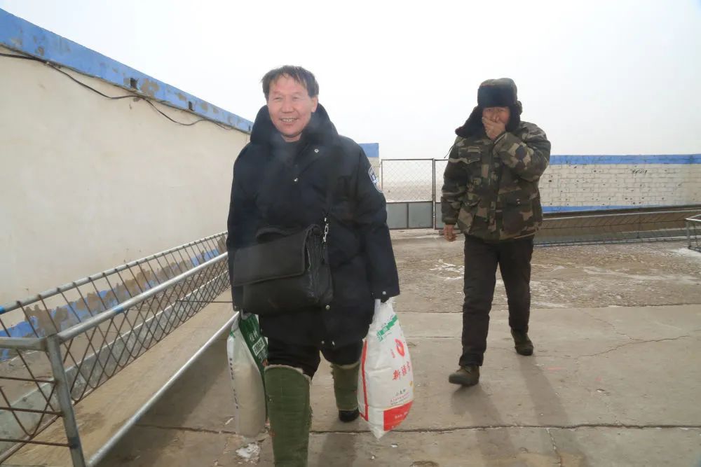 同心掬得满庭芳籽籽同心一家亲解开内蒙古公安民族团结的“密码”