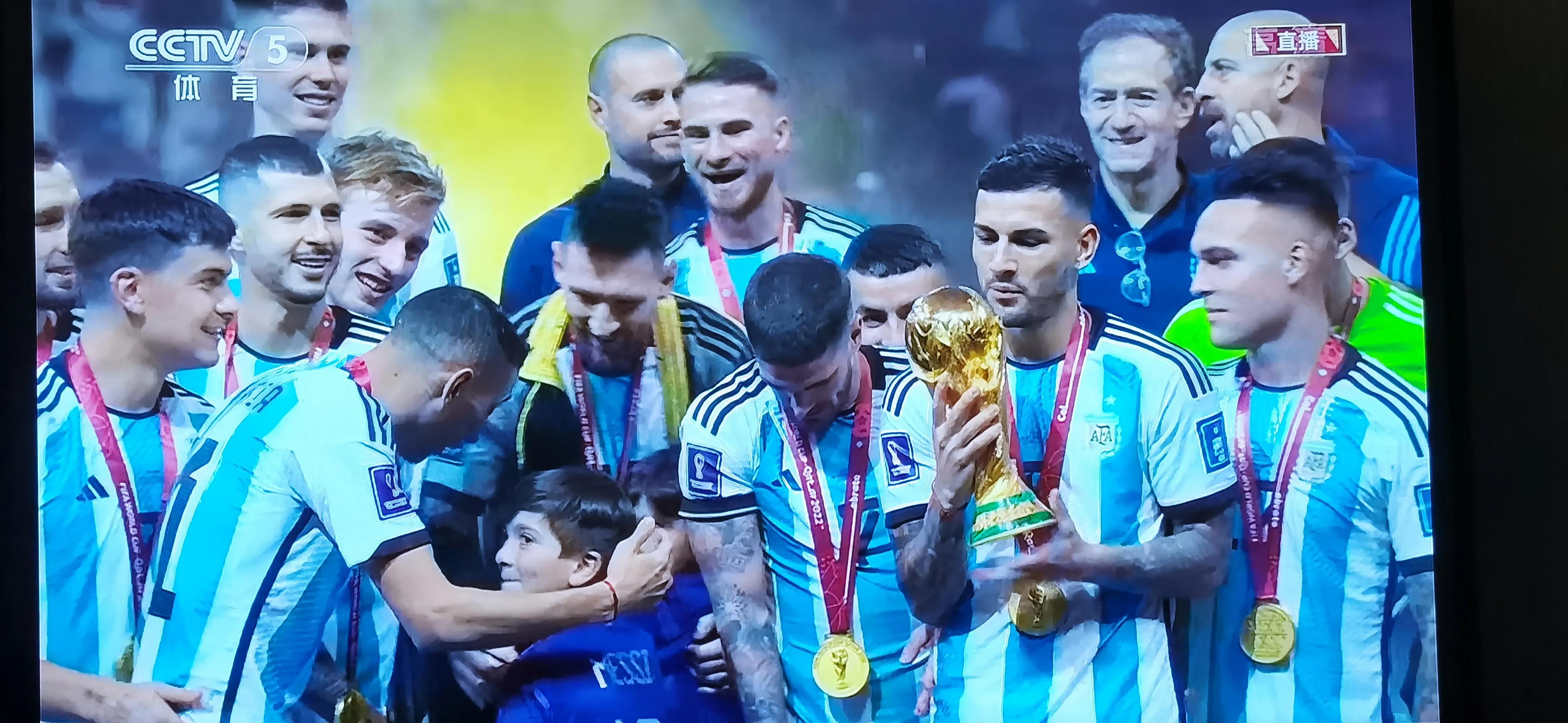 阿根廷三次举起大力神杯都是谁,阿根廷三夺世界杯冠军