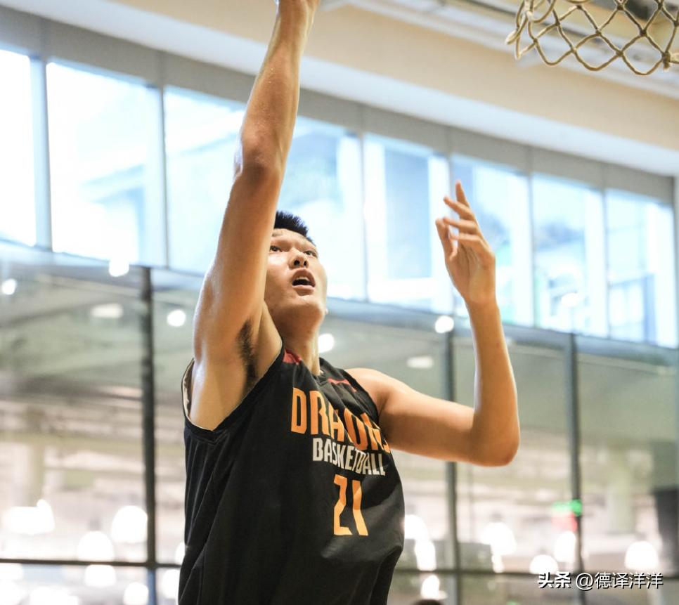 男篮12人名单最新消息有郭艾伦吗,郭艾伦最新交易消息