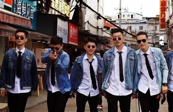 大学室友不愿aa买空调视频,女室友拒绝aa制买空调