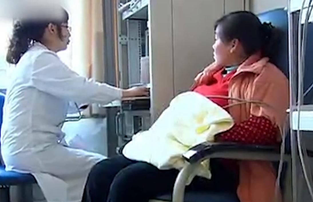 真实故事女子意外怀孕,女子突然肚子痛怀孕小产