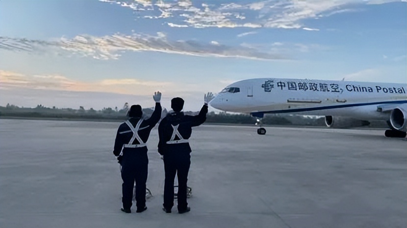 邮政工作繁忙的状态,在邮政上班一般做什么工作