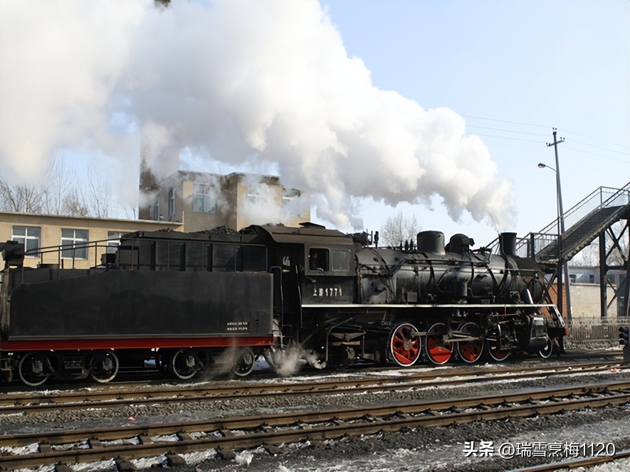 电力机车牵引蒸汽机车,蒸汽机车内燃机车电力机车变迁