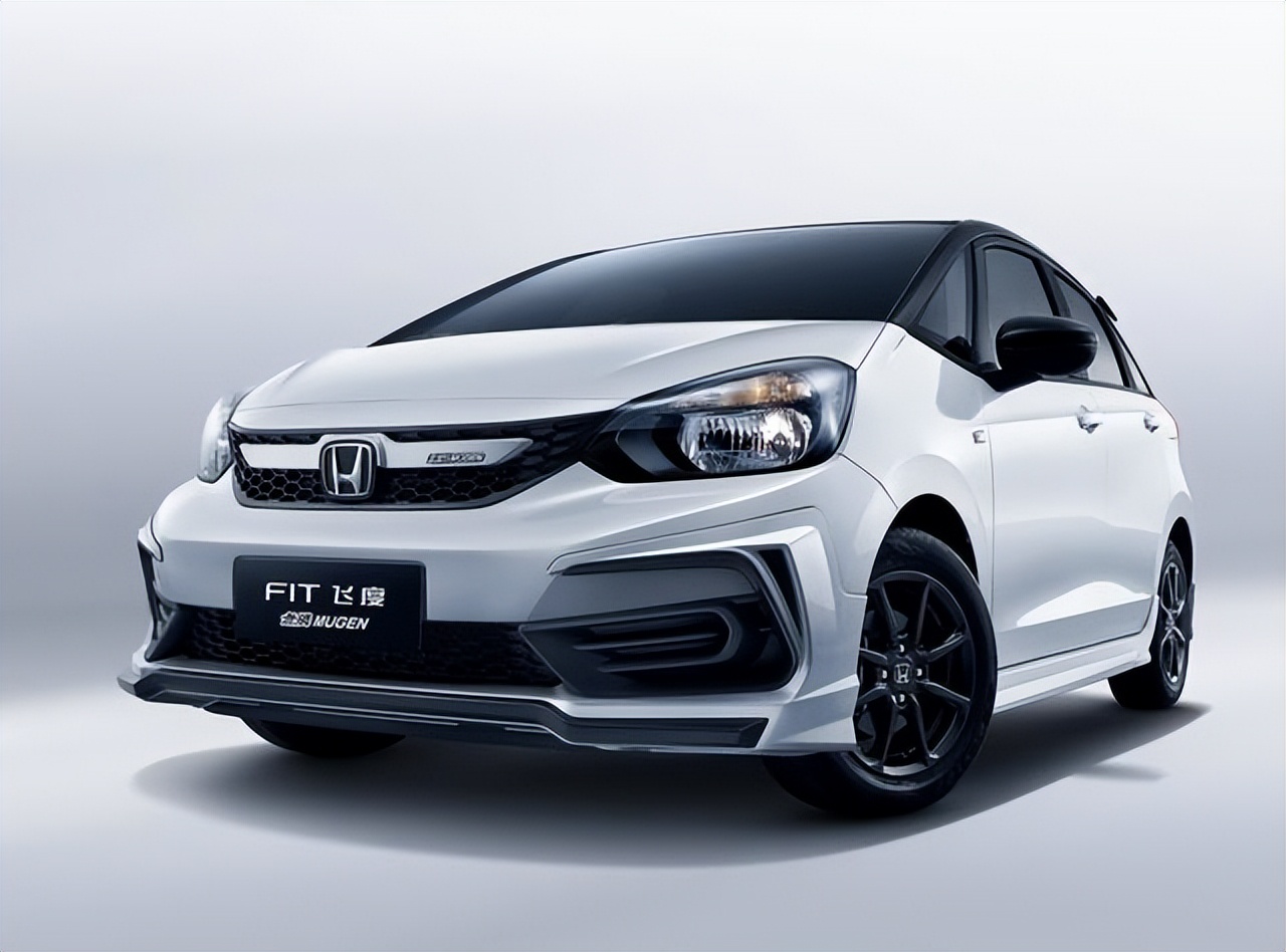 没有大屏幕、没有天窗9.68万起的飞度無限MUGEN版贵吗？