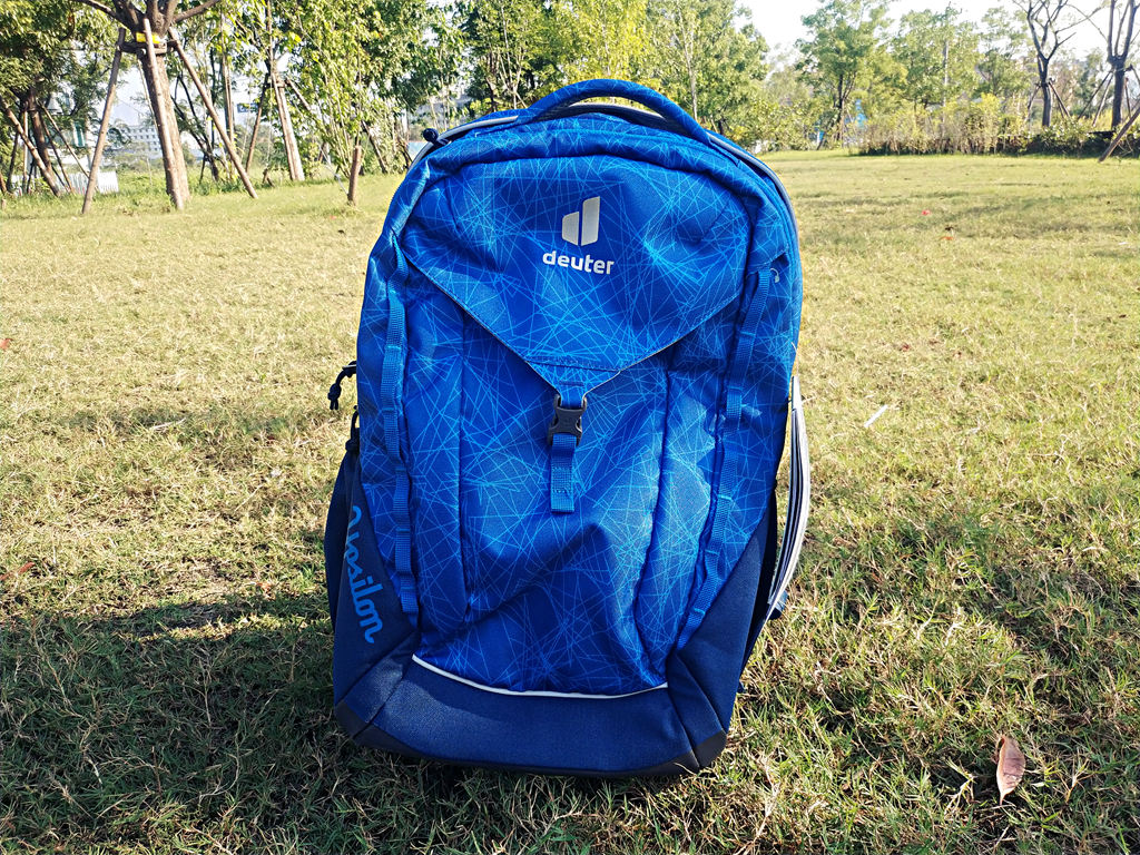 保护脊柱，健康成长：多特（Deuter）Ypsilon优习护脊中学生书包