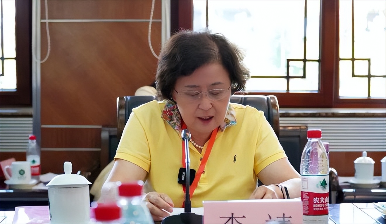 红船论坛丨开国上将李克农孙女李靖:奶奶赵瑛被称为“母仪典范”