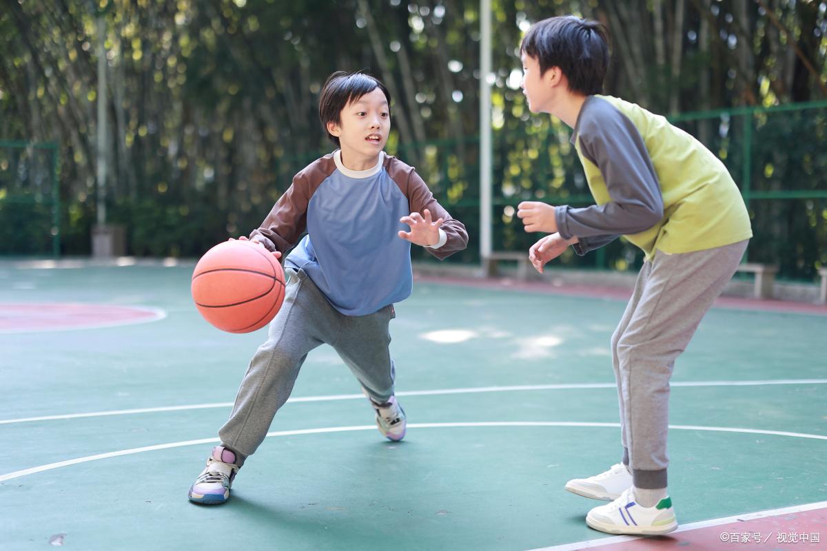 0-18岁孩子的标准身高参考范围,最佳儿童身高表你的孩子达标了吗