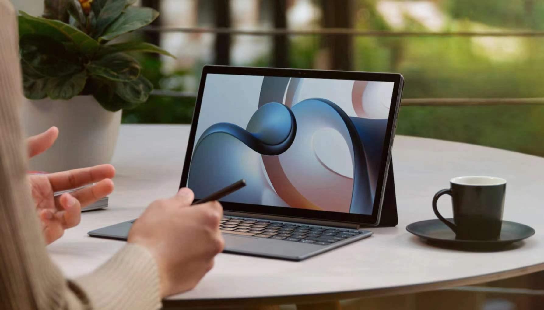 小米二合一电脑XiaoMIBook12.4发布,仅2899的售价是否值得购买?