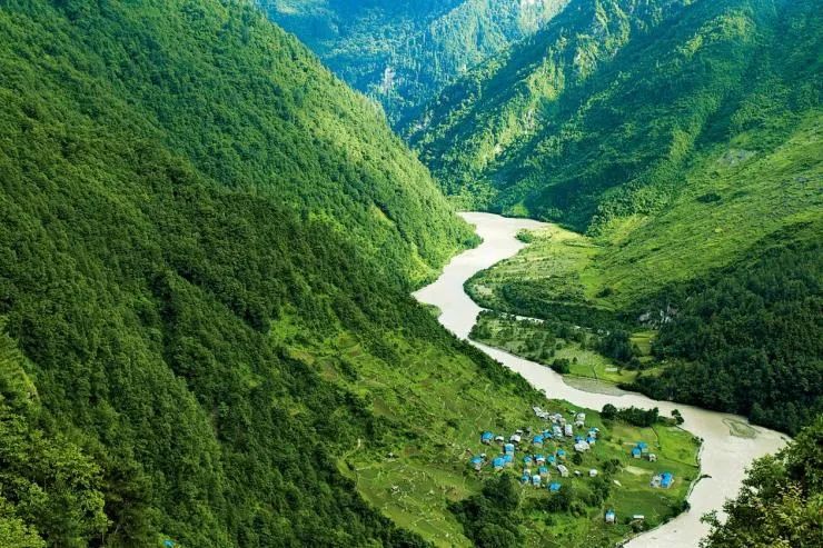 7月24日|浓浓援藏情，沪藏一家亲珠穆朗玛峰、扎什伦布寺9日“上海-日喀则”援藏旅游包机活动