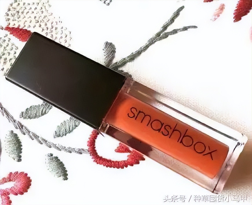 夏日显白口红滋润版,夏日显白的口红色号有哪些