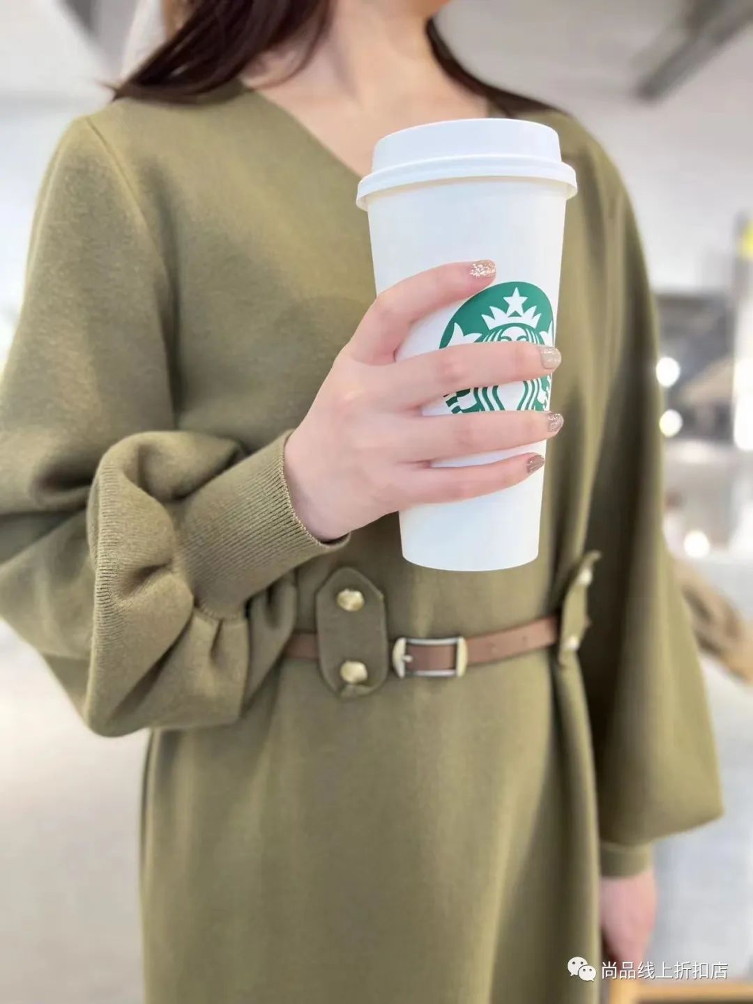 娌櫁渚濈編mohomo鏄搧鐗屽コ瑁呭悧,娌櫁渚濈編2024濂楄