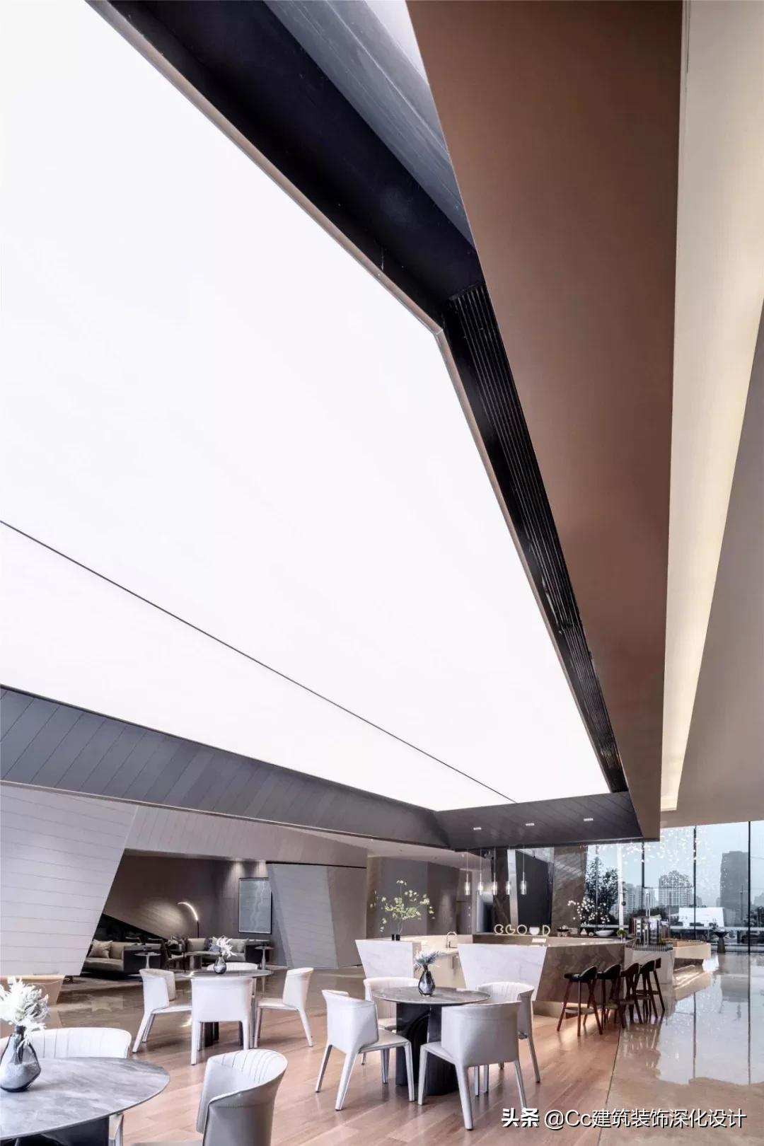 会议室光幕照明系统软膜天花,天花板灯透明层是什么材料