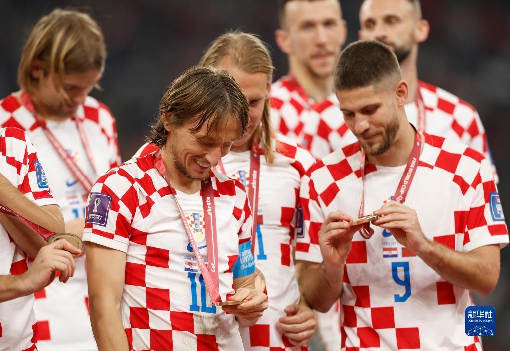 从放羊人到世界球星莫德里奇,从放羊娃到国家队