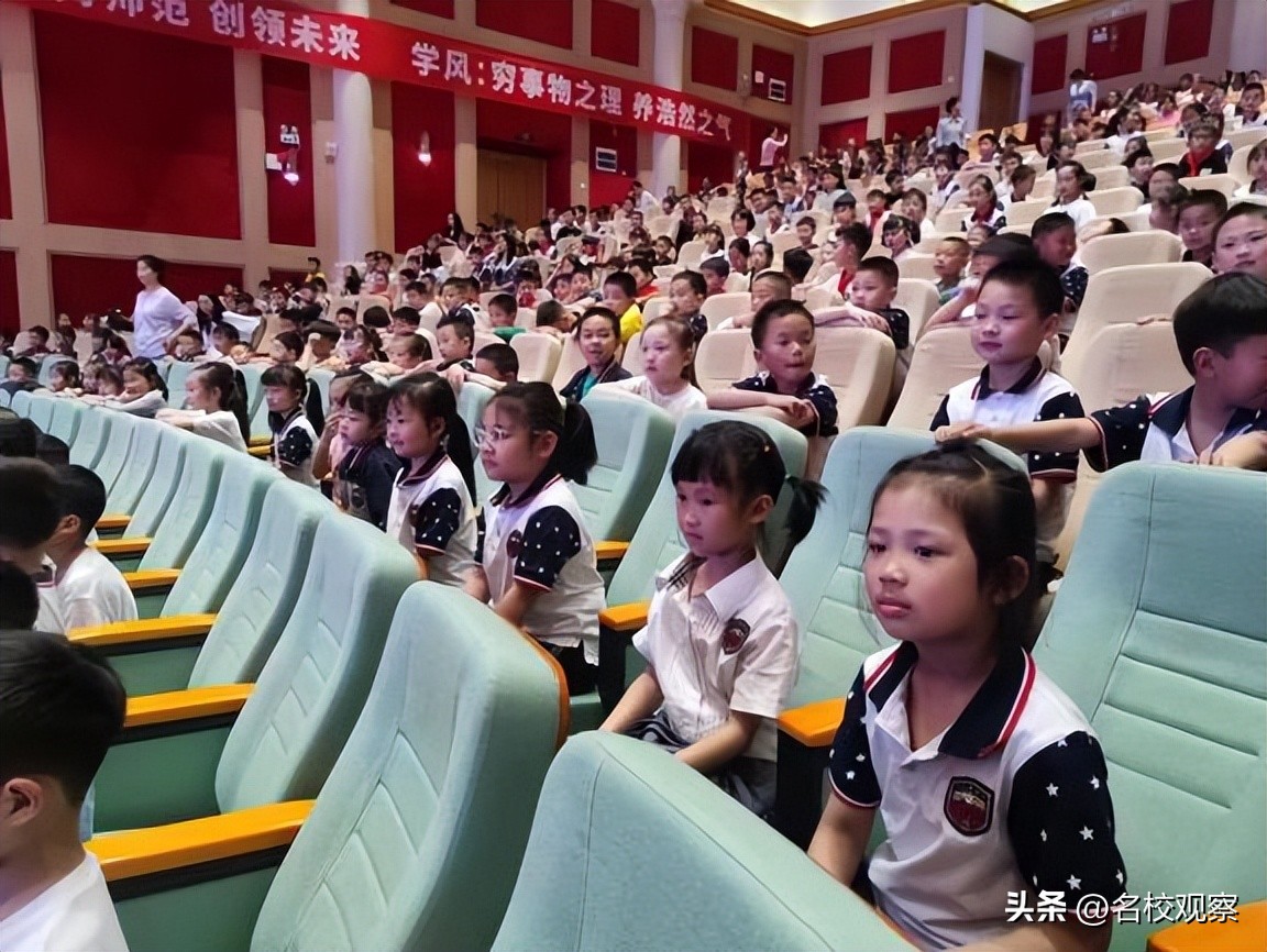 蔚蓝做苍穹，鱼儿变繁星！新川学子，走进浩海立方，探秘无限海洋