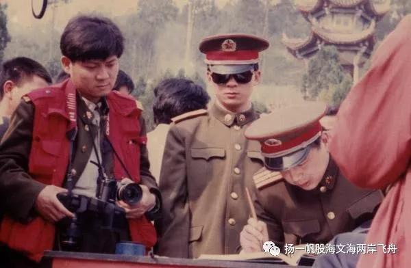 57岁断腿徐良和春晚一首被遗忘的歌《血染的风采》