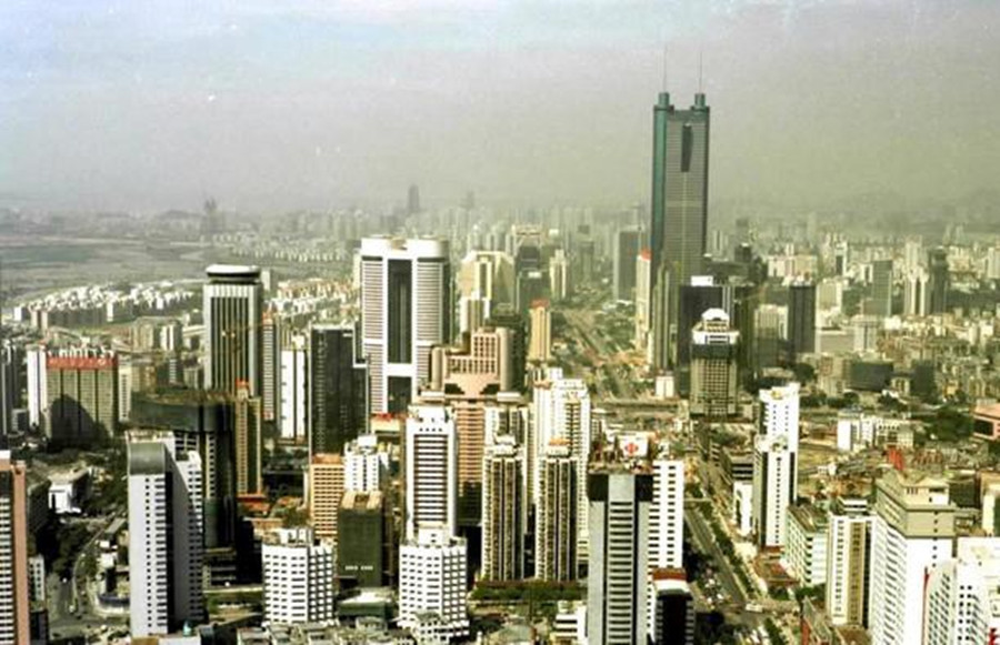 华强北一代山寨机鼻祖陈金陵,华强北山寨机大王陈金陵年轻照片