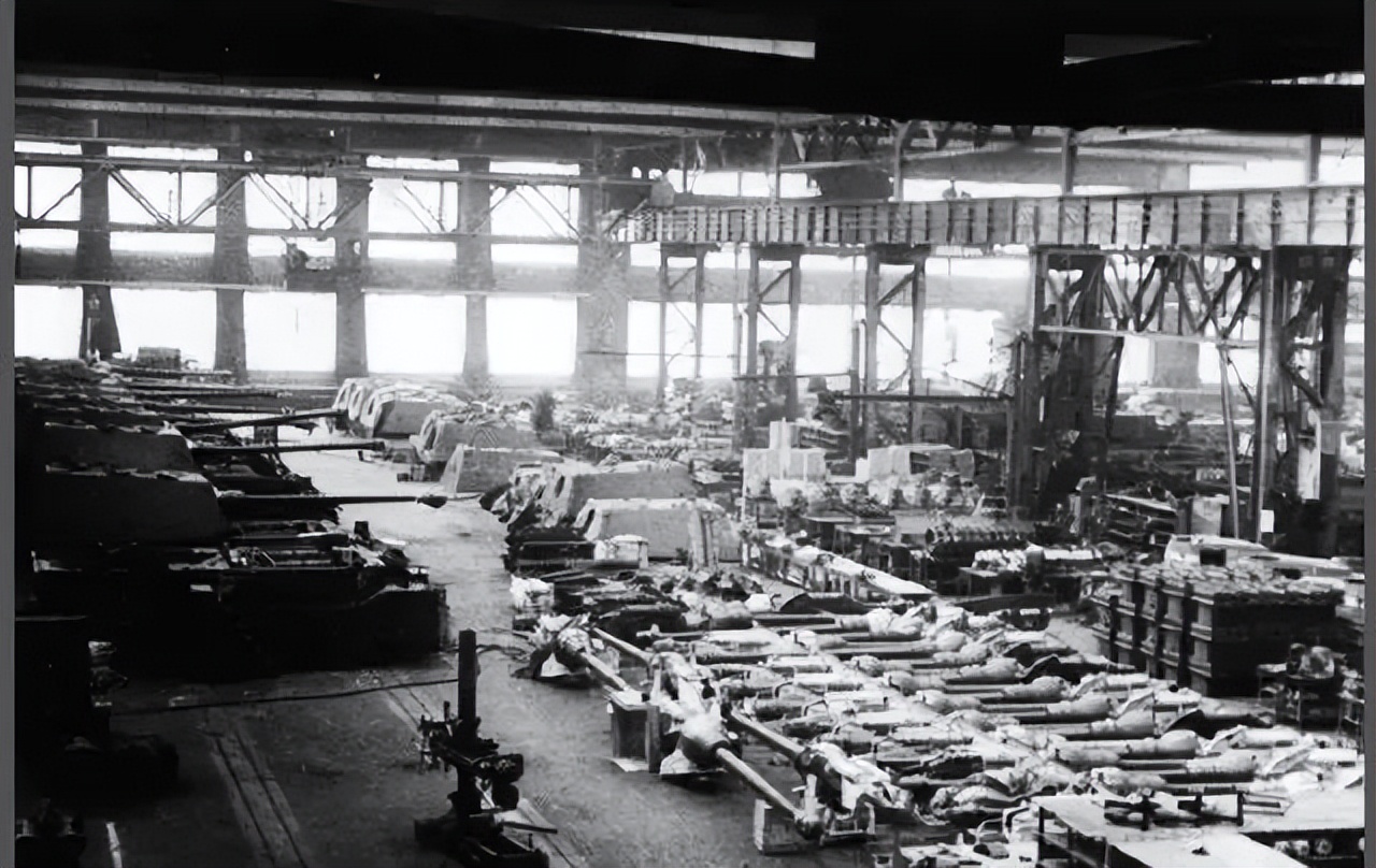 慕容大讲堂：“二战时期德国的军事工业发展历程”