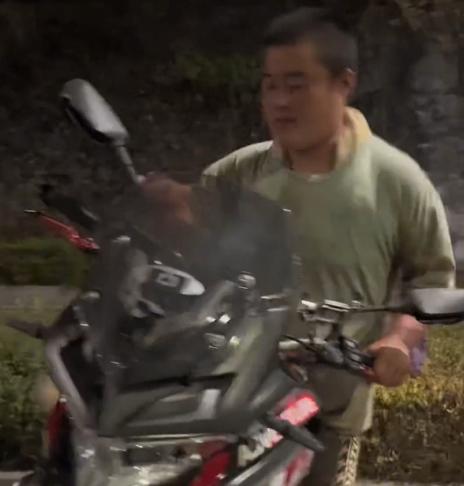 重庆龙麻子逆行者,重庆救火英雄龙麻子评论