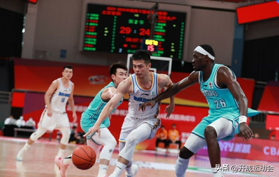 方硕2021首钢男篮签约了吗,方硕与首钢男篮续约