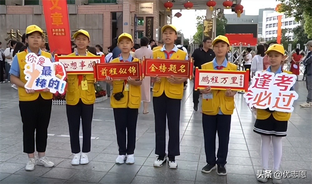 直击高考现场2018,直击高考第一现场助力高考