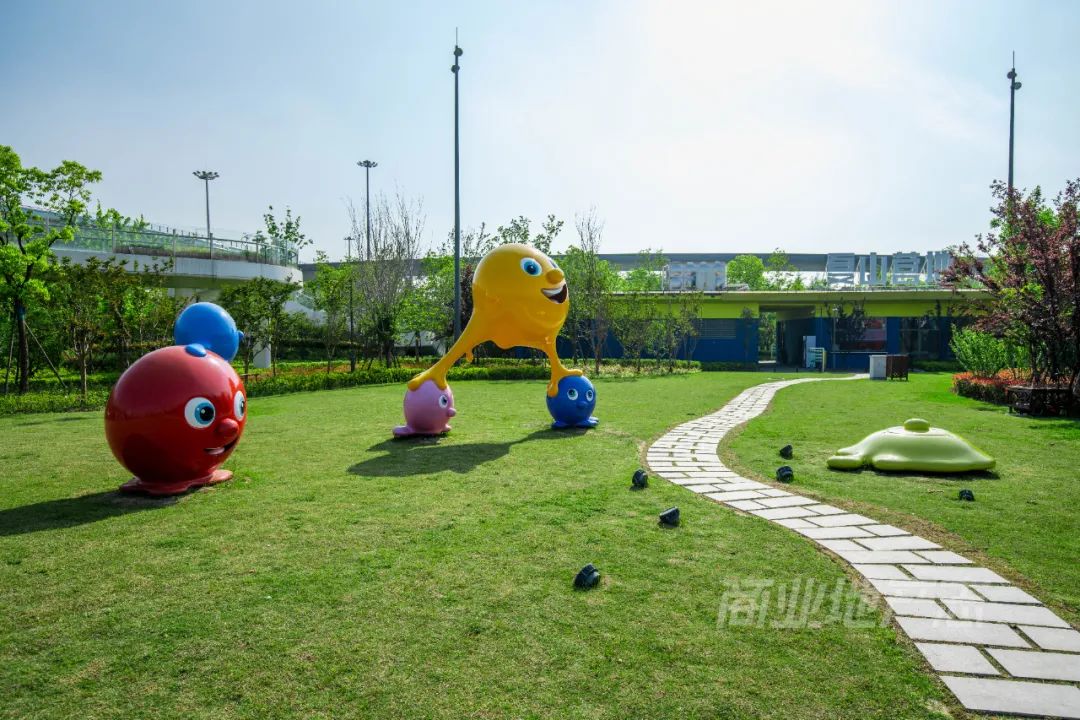 CRR百图斩｜公园里的新天地：上海蟠龙天地