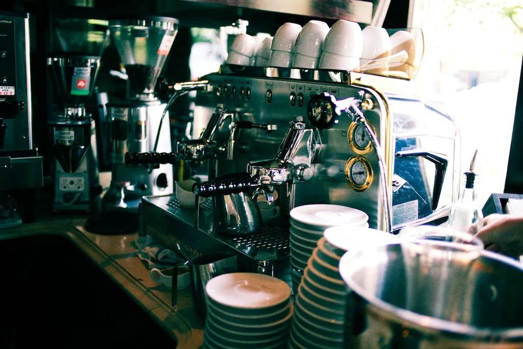 虹吸壶摩卡壶法压壶哪个好,咖啡虹吸壶和摩卡壶哪个好