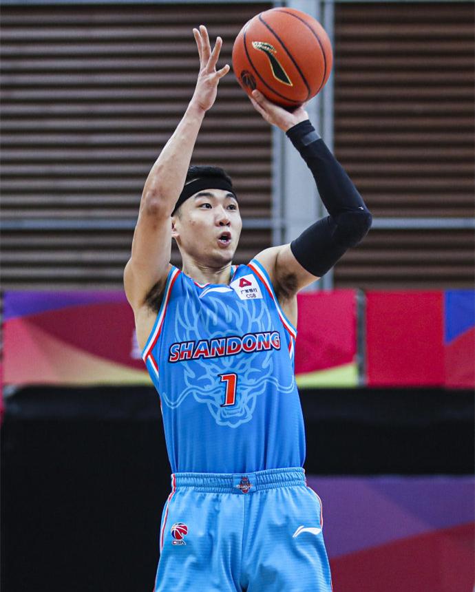 高速全员出战胜福建，小鲨鱼接受检验，国家队主帅给他点赞