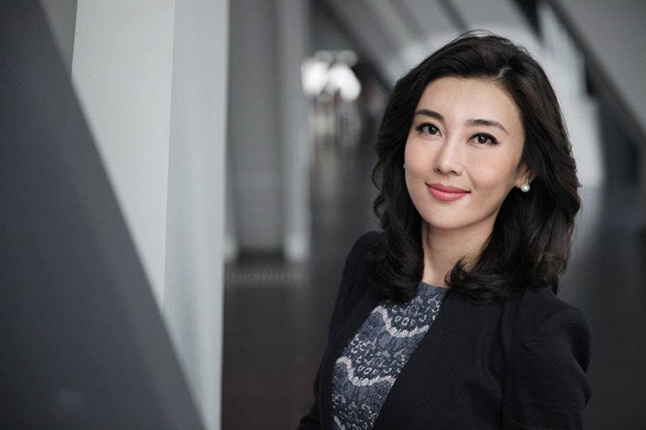 中央电视台李红嫁豪门是真的吗,央视主持人李红近况怎样了