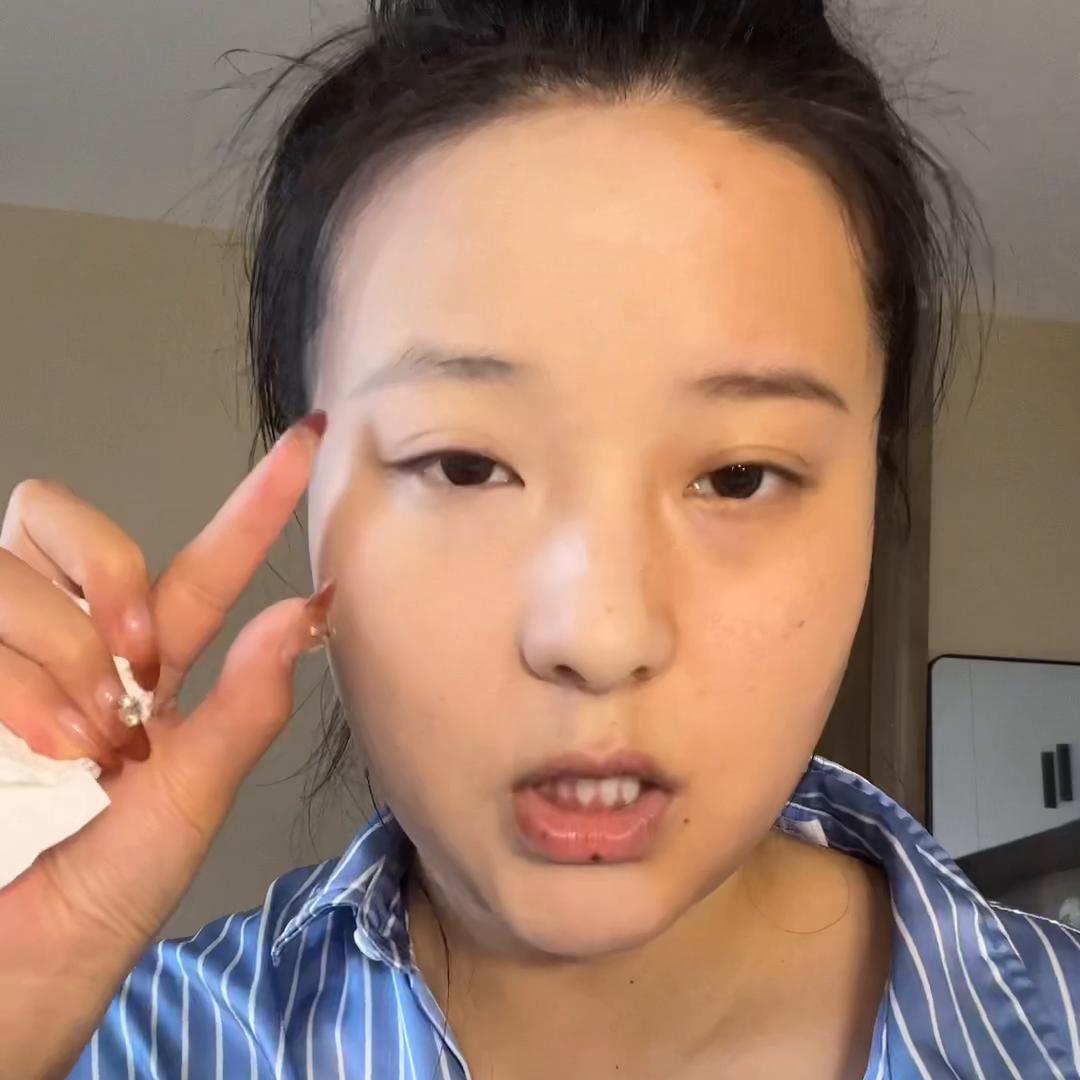 新手眼妆教程详细步骤,新手眼妆教程淡妆双眼皮