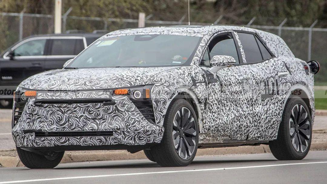 开拓者和宝马3系怎么选,雪佛兰开拓者ev多少钱