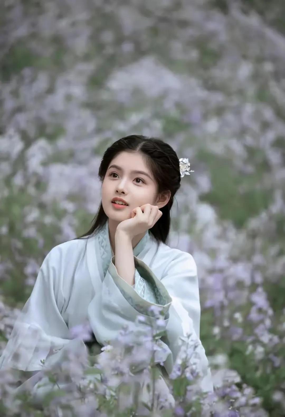 且试天下里的白琅华最终如何了,且试天下白国公主