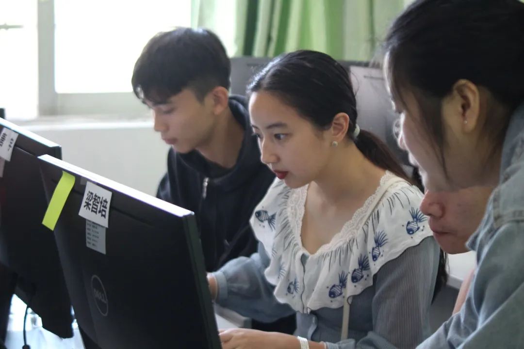 西北航空职业学院实际情况,石河子西北航空职业技术学校