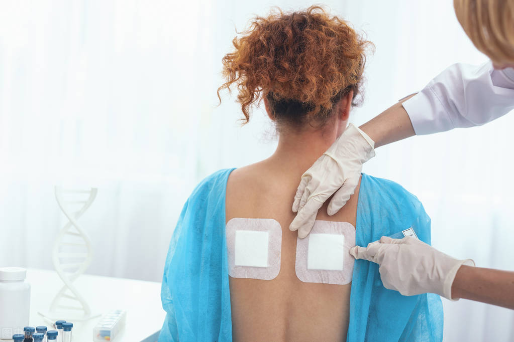 颈肩腰腿疼怎么选择膏药贴,颈肩腰腿疼痛选穴方法