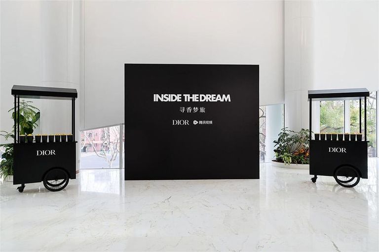 dior寻香之旅张凌赫,寻香之旅dior纪录片