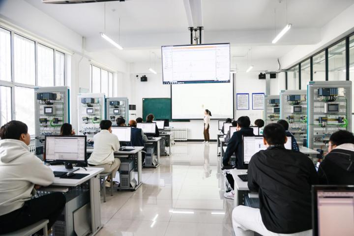 哈尔滨华德学院开学典礼,元气满满新学期