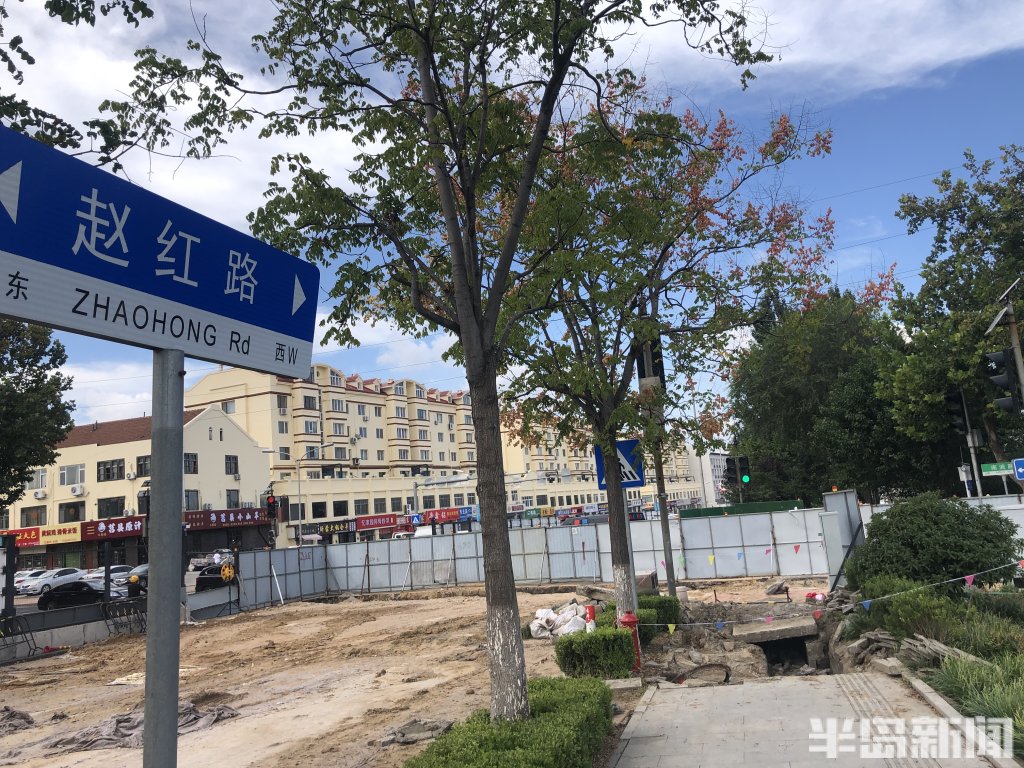 “油井”！小区自来水飘油花散油味，浸泡供水阀的“柴油”从何冒出？半岛记者实地探访