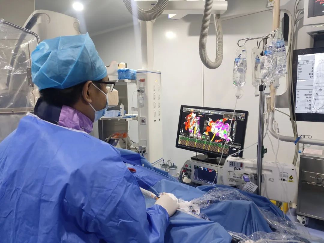 鎴块ⅳ鍚堝苟蹇冭“涓嵂鍙傛澗鍏诲績鑳跺泭,灞变笢娌诲績琛版埧棰ゆ渶濂界殑涓尰