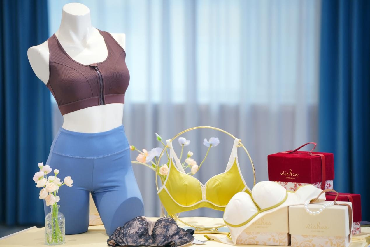 现役短道速滑冠军陶嘉莹,陶晶莹短道速滑