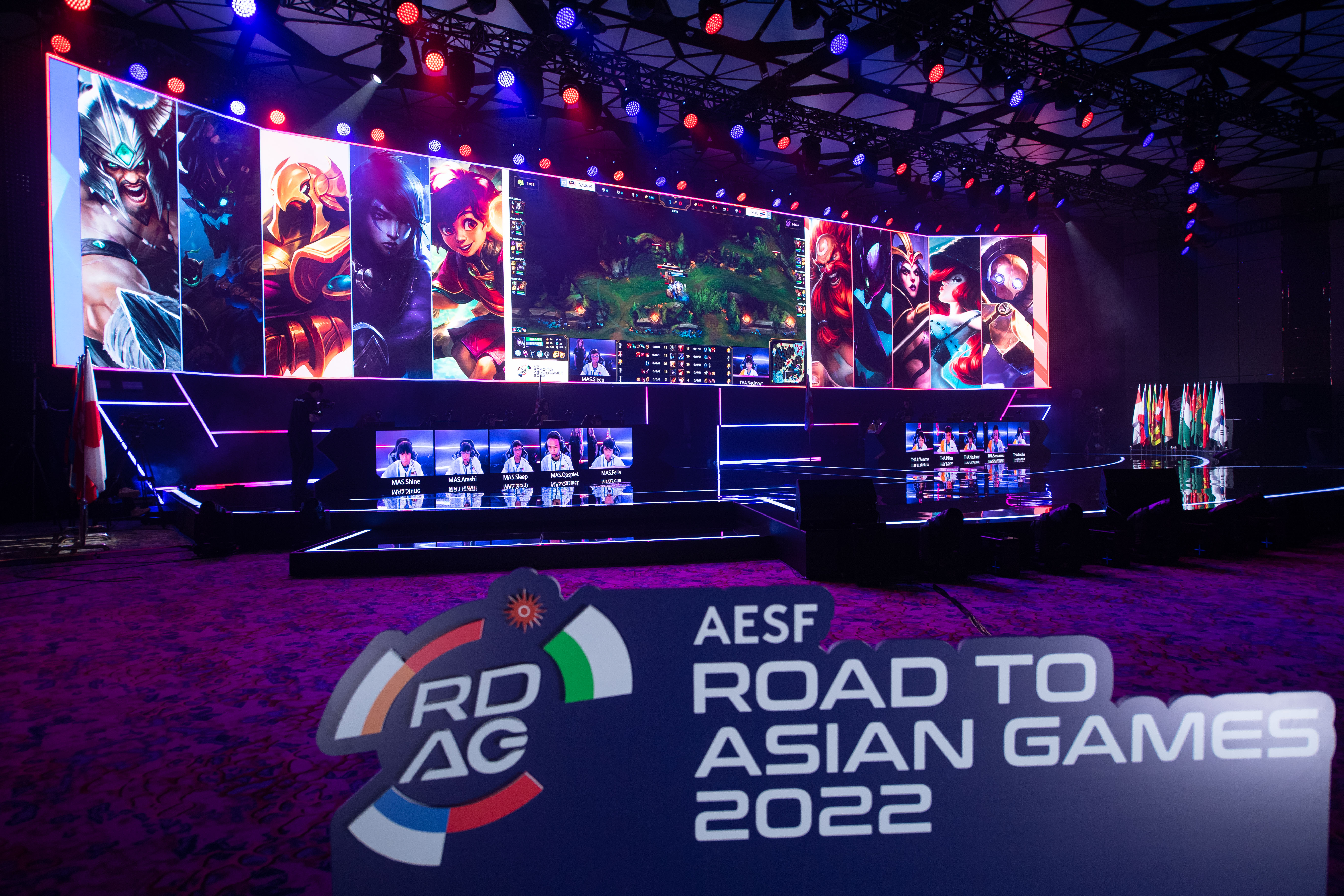 电子竞技需要什么条件才能进,电子竞技主要学哪些内容