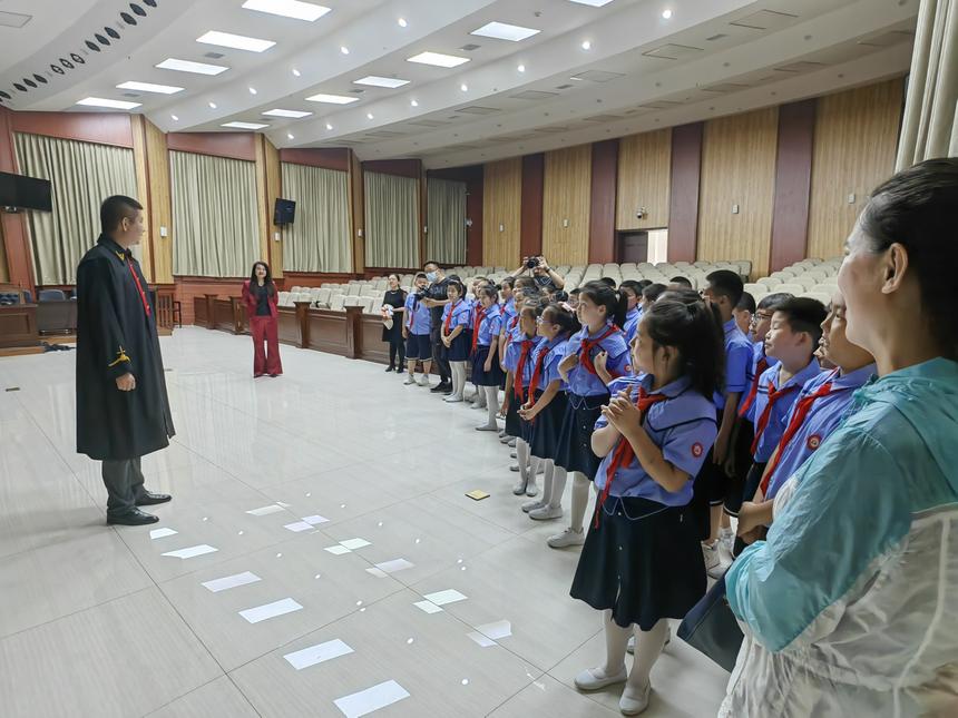 佳木斯市郊区：用德蕴蓄一种力量促进学生身心健康全面发展