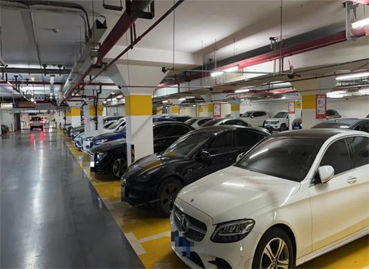 调研手记丨职工停车整体外移，闵行区中心医院停车难有望缓解