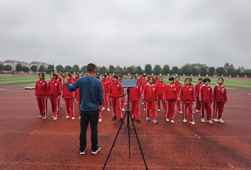 观摩交流促提升，六郎中学“校园开放日”展智慧新风