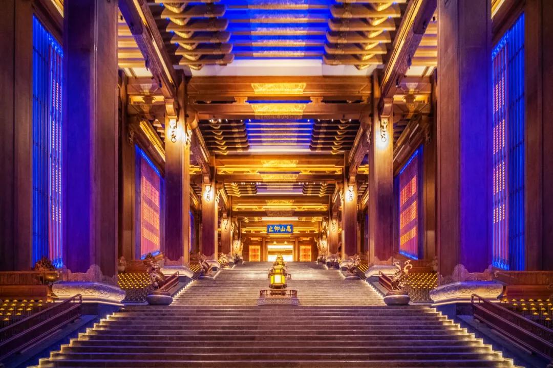 东拜孔子西上梁山,山东济宁曲阜拜孔子