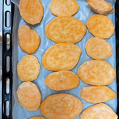 烤箱烤地瓜片怎么烤最好吃,烤地瓜片简单做法