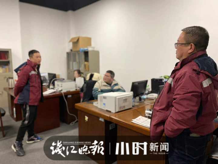 彻夜敲门采样，连轴忙通宵，48小时没怎么合眼，余杭疾控队员一句话让人破防