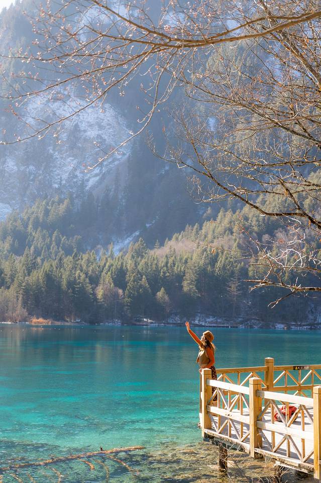 冬日梦幻童话九寨沟12月出发,九寨沟翠海蓝冰