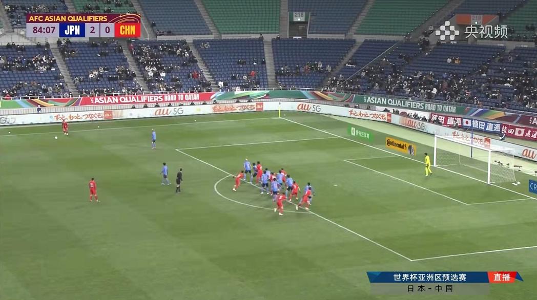 刚刚，国足客场0:2输给日本，有球迷自嘲“日本队门将长啥样？”