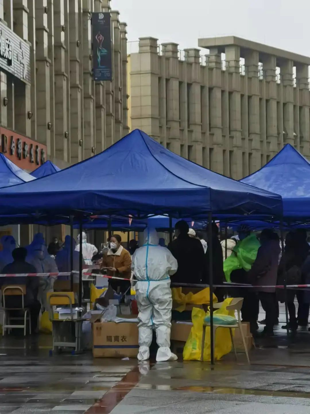 百色加油希望疫情早日过去,百色加油致敬抗疫一线医护人员