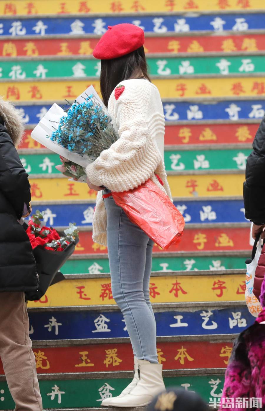 疯狂的玫瑰全集,999朵玫瑰花束多少钱