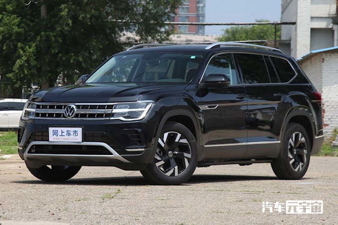 上汽大众新款朗逸实车曝光,上汽大众新款朗逸实车亮相